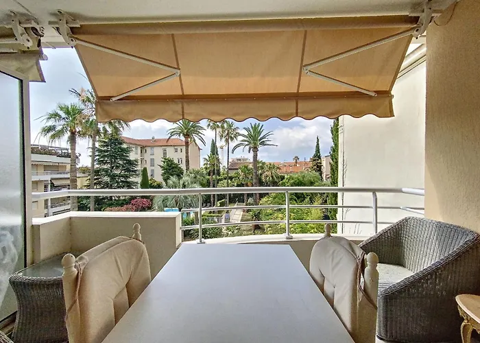 - 3 Pieces A 15mn Palais Apartment *
