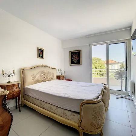 - 3 Pieces A 15mn Palais Appartamento Cannes